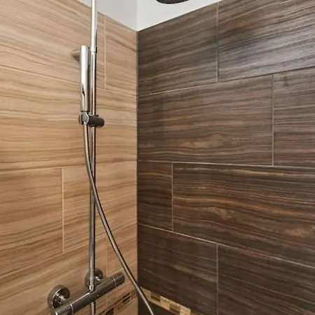 דירה Orangehomes Fantastic 3 Bedrooms Dohany Street